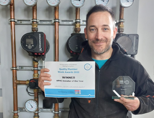 Chris Robinson has won the prestigious ‘APHC Installer of the Year 2022’ award